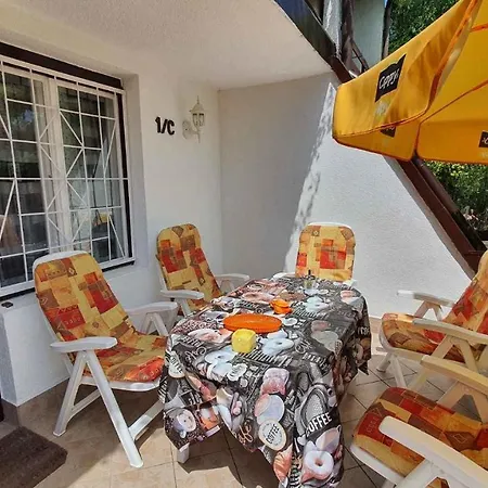 Dom wakacyjny In - Balaton 19924 Siófok