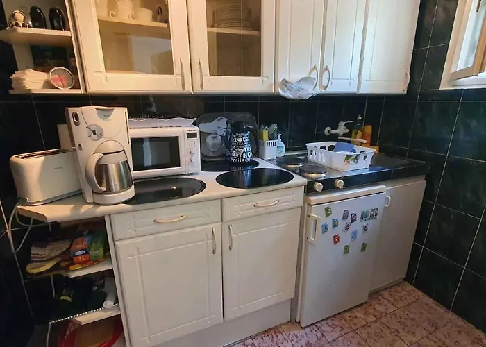 In - Balaton 19924 בית נופש